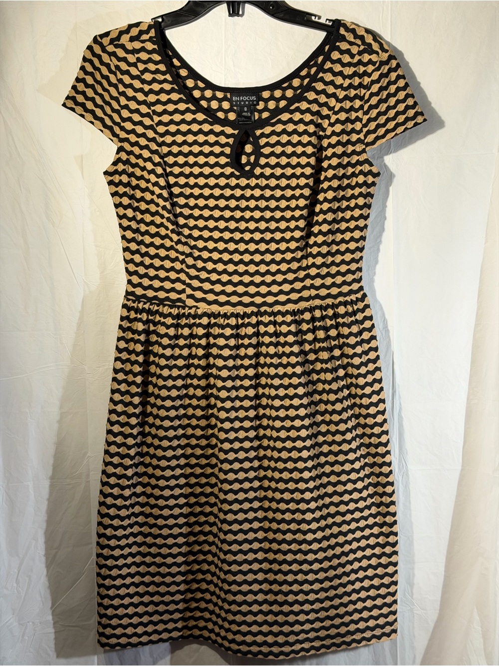 Enfocus Studio Black and Tan Wave-Print Short Sleeve Dress